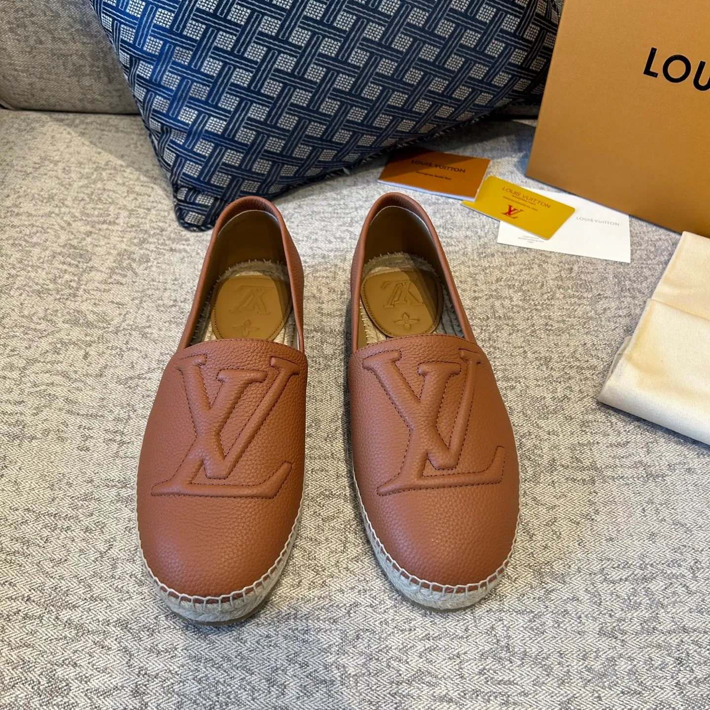 [L Family] Top P: 720💰-Size: 39-44 (customized at 38.45.46) L Family Freesstyle Men's Fisherman Shoes. 2026 Overseas🎆🎆[Spring and Summer New Style: Lv Fisherman Shoes] Material: calf suede, cowhide𥚃, rubber injection process, hemp rope with rubber outsole.